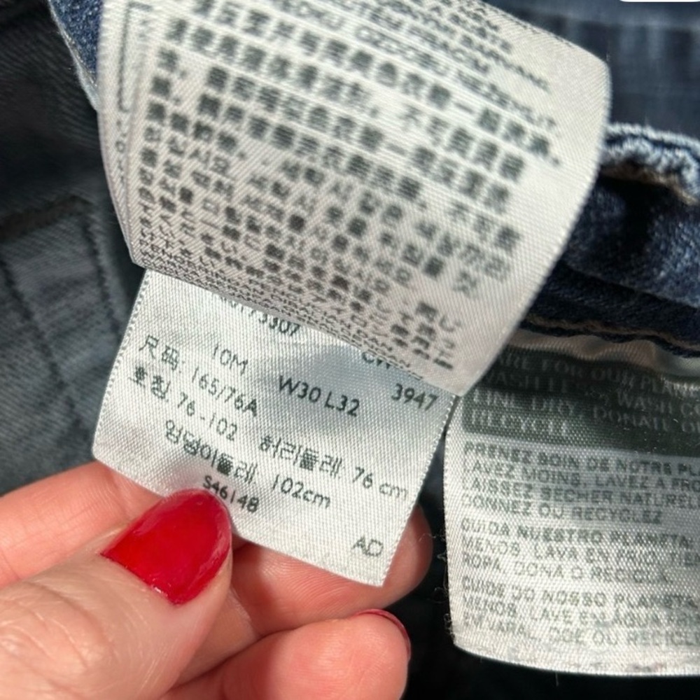 LEVIS, Mid Rise Skinny jeans!! - Picture 8 of 8